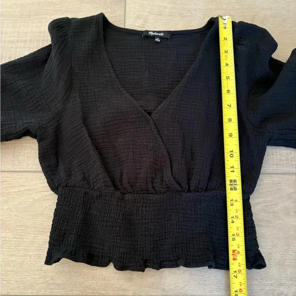 Madewell Julienne smocked Black Textured V-Neck Blouse - Picture 5 of 7